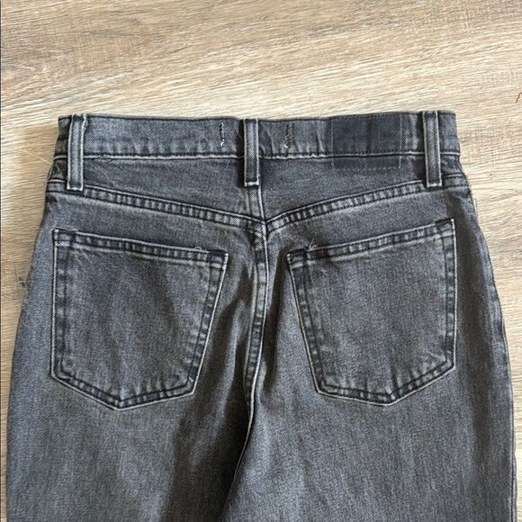 Abercrombie & Fitch Black Straight Leg Jeans ULTRA HIGH RISE 90s Denim - Picture 5 of 5